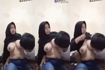 Ukhti Hijab Semok Cantik Pasrah Goyang Kasur
